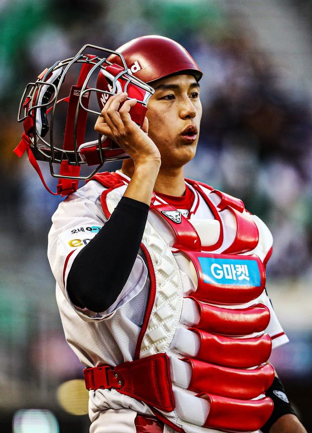 SSG 포수 조형우는 올해 공수에서 한 단계 성장했다. 팀을 넘어 한국 야구의 안방을 책임질 재목으로 많은 기대를 받고 있다. 사진제공｜SSG 랜더스