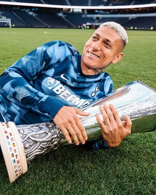 토트넘 스트라이커 히샬리송이 튀르키예 갈라타사라이와 연결되고 있다. 실력은 좋지만&nbsp;부상이 잦아 토트넘에선 풀 시즌을 온전히 소화한 기억이 드물다. 사진출처｜토트넘 홋스퍼 페이스북