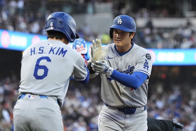 다저스 김혜성(6번)은 12일 샌프란시스코전에서 8번타자 2루수로 선발출전해 4타수 3안타 1득점 2도루로 활약했다. 샌프란시스코(미 캘리포니아주)｜AP뉴시스