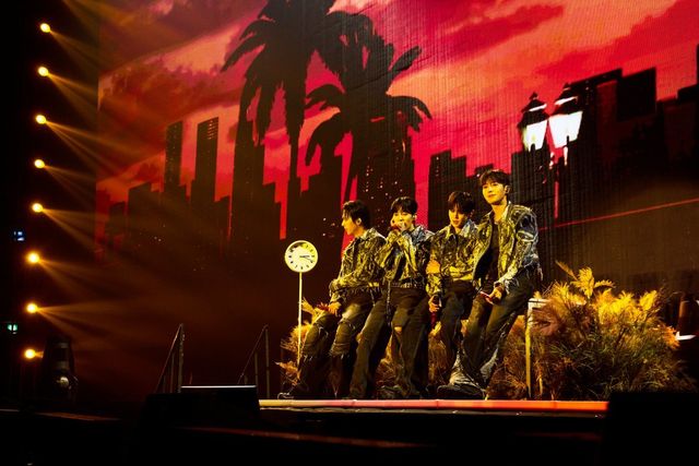 그룹 하이라이트가 단독 콘서트 ‘RIDE OR DIE’를 통해 17년 차의 내공과 팬에 대한 진심을 무대로 증명했다. 서울 공연을 시작으로 아시아 투어에 돌입한 이들은 과거와 현재를 아우르는 서사로 깊은 감동을 선사했다. 사진제공|어라운드어스