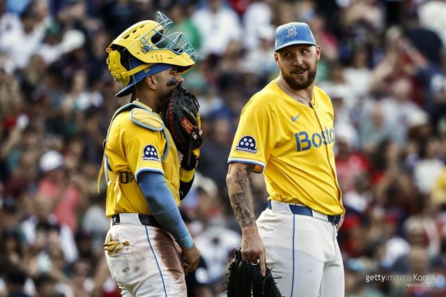 카를로스 나바에즈-개럿 크로셰. 사진=게티이미지코리아