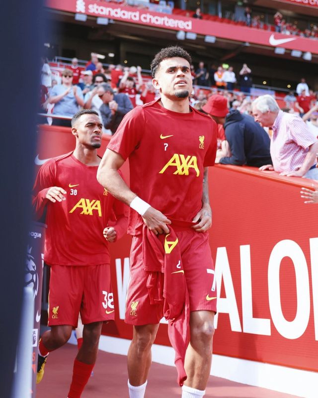 바이에른 뮌헨과 올 여름 선수이적시장에서 강하게 연결된 리버풀의 콜롬비아 윙어 루이스 디아즈. 사진출처｜리버풀 페이스북