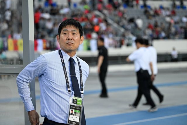 모리야스 하지메 일본 감독은 15일 용인미르스타디움에서 열린 한국과 2025 동아시아축구연맹(EAFF) E-1 챔피언십 3차전에서 1-0 승리를 거둔 뒤 “모든 경기에는 승리하더라도 개선의 여지가 있고, 지더라도 분명 긍정적인 면이 있다. 이점을 기억해야 한다. 이는 일본뿐 아니라 한국에도 해당되는 이야기라 생각한다”고 밝혔다. 사진제공｜대한축구협회