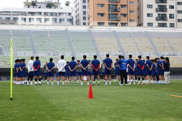 홍명보 감독이 이끄는 축구국가대표팀은 E-1 챔피언십에서 북중미월드컵을 대비하고자 고온다습한 기후에서 훈련과 회복을 모두 잡는 데 주력했다. 이에 홍 감독은 중국전과 홍콩전 이튿날 선수들에게 외박과 외출을 허락하는 등 다양한 회복 방안을 실험했다. 사진제공│대한축구협회