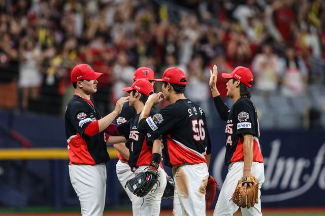 KIA는 대타 작전이 맞아떨어지며 부상자 속출한 위기 속에서도 전반기를 4위로 마무리했다. 사진제공｜KIA 타이거즈