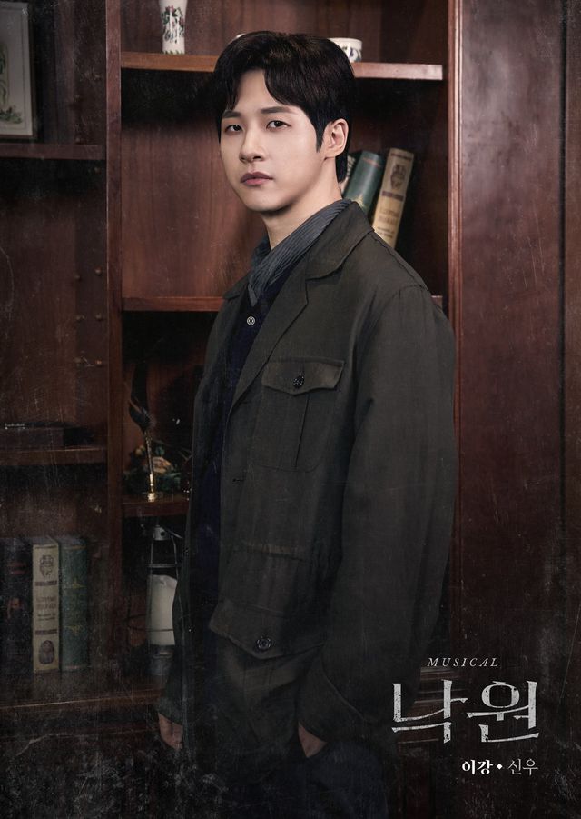 뮤지컬 ‘낙원’에서 독립운동가 이강 역으로 열연 중인 B1A4&nbsp;신우. 사진제공ㅣ이비컴퍼니