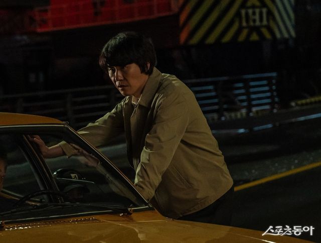 ‘파인: 촌뜨기들’ 3화에 출연한 가수 영탁. 사진제공ㅣ월트디즈니 컴퍼니 코리아