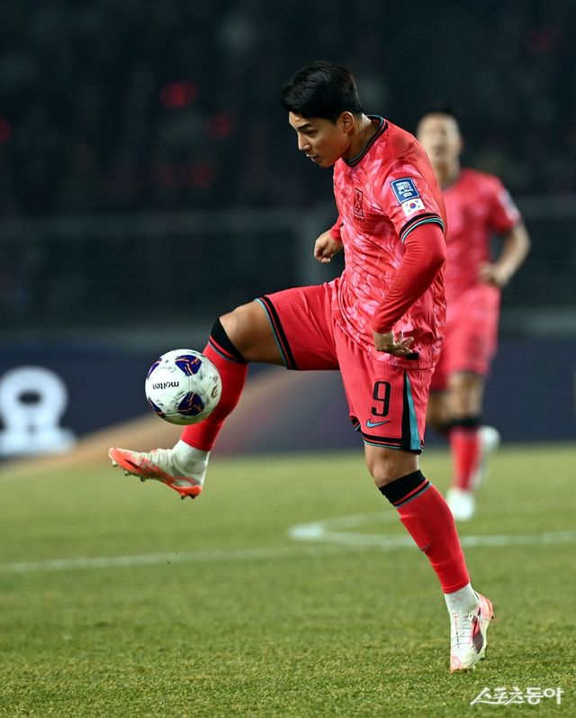 축구국가대표팀 공격수 주민규는 여전히 태극마크를 보면 가슴이 뛴다. 올해 K리그1 득점 2위에 오른 기세를 EAFF E-1 챔피언십에서도 이어가 2026북중미월드컵행 가능성을 높이겠다는 의지다. 스포츠동아DB