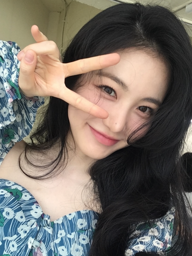 신예은 소셜 캡처