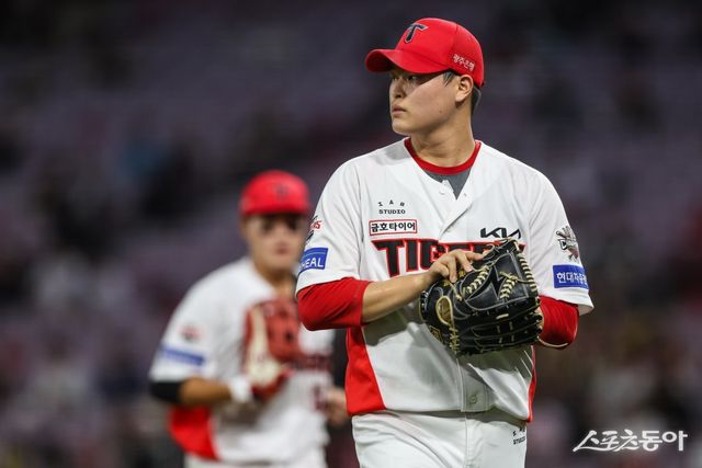 KIA 최지민은 내성적인 성격을 지녔기에 쉽기 흥분하거나 흔들리지 않는다. 이는 투구에 큰 도움이 된다. 최근에는 페이스를 끌어올리며 불펜 운영에 큰 힘이 되고 있다. 사진제공｜KIA 타이거즈