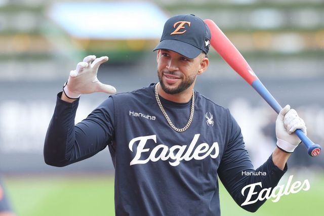 한화는 19일 리베라토(사진)와 19일 동행을 발표했다. 그는 부상당했던 플로리얼의 대체 선수로 팀에 합류해 폭발적인 타격을 선보여 정식 계약을 따냈다. 사진제공｜한화 이글스