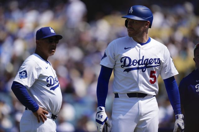 다저스는 21일(한국시간) 밀워키전에서 5-6으로 패했다. 실책 3개가 나오는 등 스스로 무너지며 3연패에 빠졌다. LA(미 캘리포니아주)｜AP뉴시스