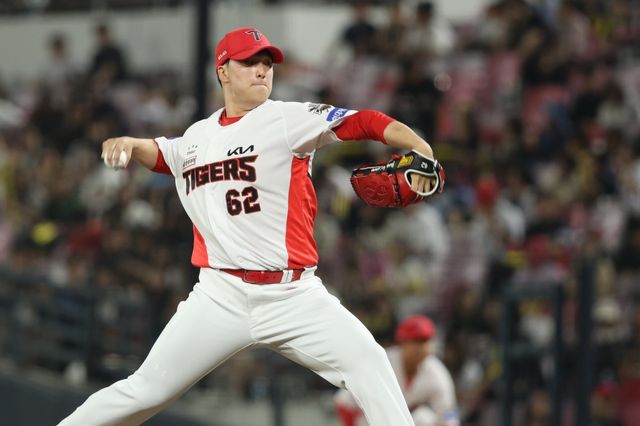 KIA 정해영은 22일 광주 LG전에서 0.1이닝 4실점으로 블론세이브를 기록하며 패전투수가 됐다. 그는 최근 부진에 발목 잡혀 세이브 경쟁에서 뒤처지고 있다. 사진제공｜KIA 타이거즈