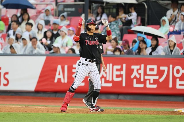 LG 박해민은 22일 광주 KIA전에서 9번타자 중견수로 선발출전해 9회초 극적인 동점 3점포를 터트렸다. LG는 접전 끝 KIA를 9-7로 물리쳤다. 사진제공｜LG 트윈스
