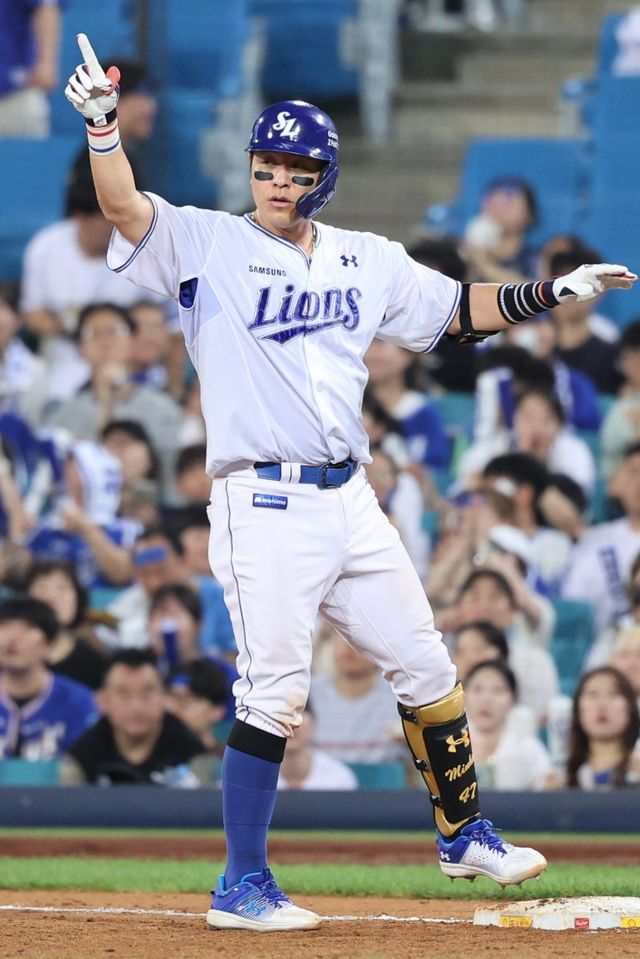 삼성 강민호는 어느덧 개인 4번째 FA 계약을 준비하고 있다. 현역 이후 미래에 대한 질문이 나오자 그는 “지도자의 꿈이 크다”며 현장 지도자 생활을 하고 싶다는 개인 의견을 밝히기도 했다. 사진제공｜삼성 라이온즈