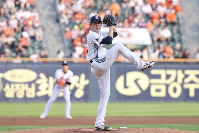 두산 최승용은 24일 잠실 한화전에서 선발등판해 6이닝 2안타 1볼넷 2탈삼진 무실점으로 호투를 선보였다. 사진제공｜두산 베어스