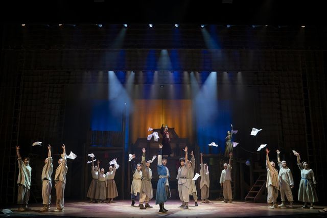 뮤지컬 ‘스웨그에이지 외쳐,조선!’ 한국 공연 장면 ( PL 엔터테인먼트 제공)