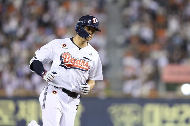 두산 김재환은 24일 잠실 한화전에서 5번 지명타자로 선발등판해 5타수 2안타 1홈런 2타점 1득점을 기록했다. 사진제공｜두산 베어스