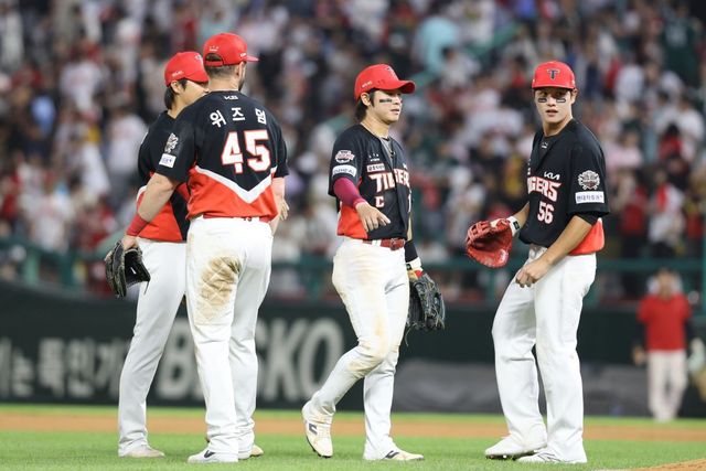 KIA는 후반기 7경기에서 1승6패를 기록하며 하위권으로 추락할 위기를 맞이했다. 팀은 후반기 불안한 불펜 운영에 발목이 잡히고 있다. 사진제공｜KIA 타이거즈