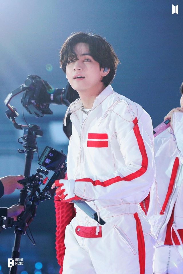 뷔 ‘BTS PERMISSION TO DANCE ON STAGE - SEOUL’