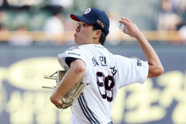 두산 최민석. 뉴시스