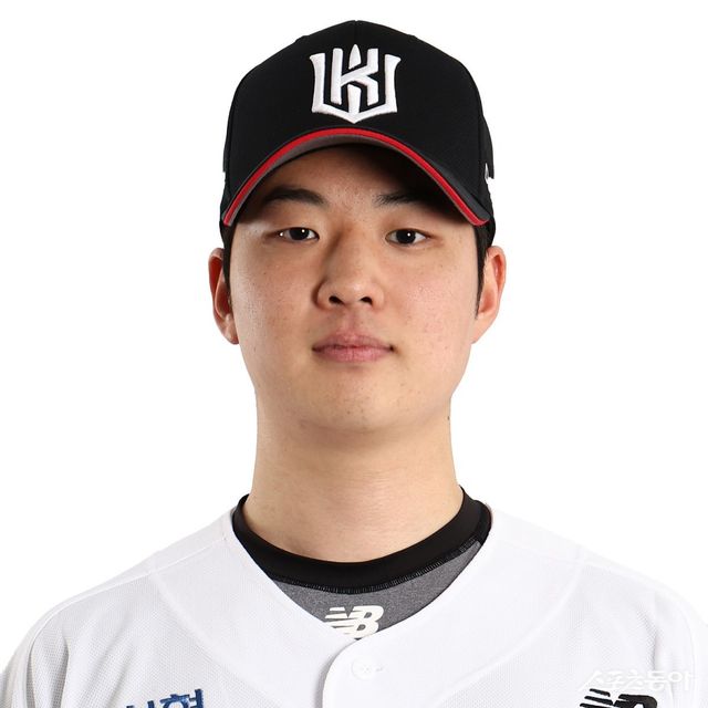 KT 신인 윤상인이 3일 KBO가 발표한 ‘2025 메디힐 퓨처스리그’의 6월 퓨처스 루키상 투수 부문 수상자로 선정됐다. 사진제공｜KT 위즈