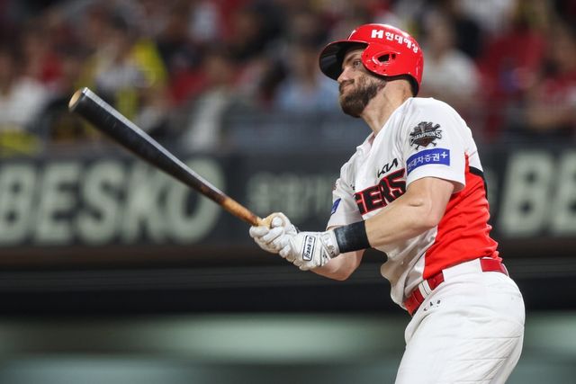 KIA 위즈덤은 시즌 초반 리그 적응과 부상 등 여러 어려움을 딛고 홈런 행진을 이어가고 있다. 팀 전반기 외국인 타자 최다 홈런 기록도 눈앞에 두고 있다. 사진제공｜KIA 타이거즈