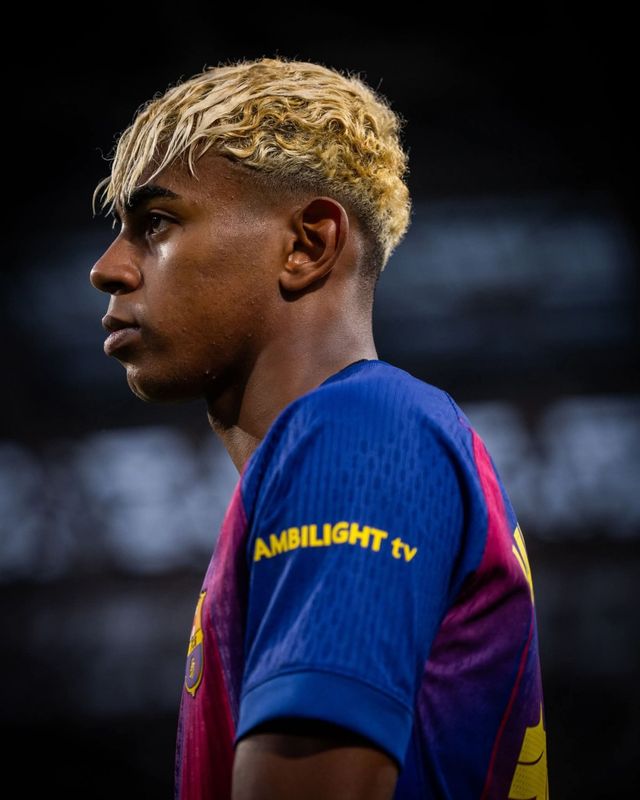 바르셀로나 ‘초신성’ 라민 야말이 31일 서울월드컵경기장에서 열릴 FC서울과 프리시즌 아시아 투어 친선경기에 출전한다. 한지 플릭 바르셀로나 감독은 30일 공식 기자회견에서 야말의 출전을 예고했다. 사진출처｜FC바르셀로나 페이스북