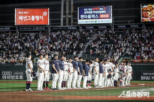 롯데는 올 시즌 10개 구단 중 가장 적은 52개의 홈런을 쳐냈다. 그러나 득점권에서 보여준 집중력과 타격 정확도를 앞세워 득점력을 높인 덕분에 3위를 질주 중이다. 사진제공｜롯데 자이언츠