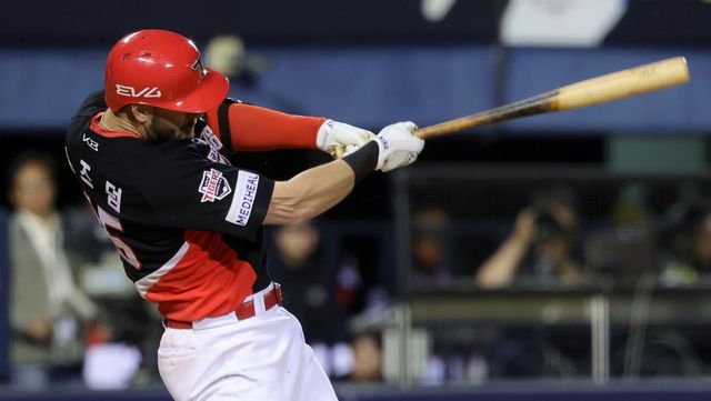 KIA 위즈덤(사진)은 후반기 타격 페이스가 저조하다. 특히 득점권 침묵이 길어져 이범호 감독의 고민이 깊어지고 있다. 사진제공｜KIA 타이거즈