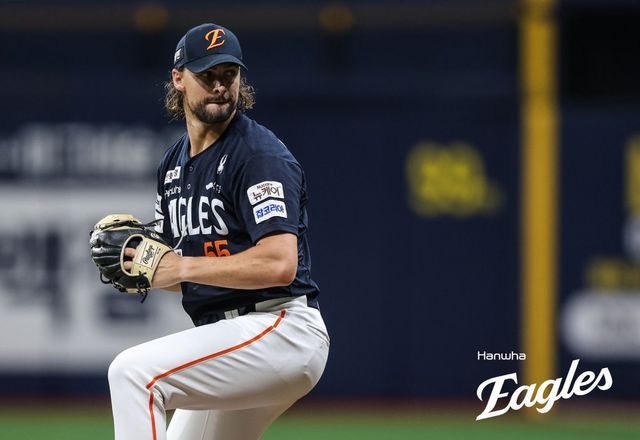 한화 와이스는 6일 고척 키움전에서 선발등판해 6이닝 무실점으로 활약해 KBO리그 입성 후 첫 10승(3패)을 챙겼다. 사진제공｜한화 이글스