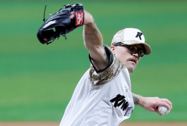 키움 웰스는 5일 고척 한화전에서 KBO리그 첫 퀄리티스타트를 기록했다. 그는 로젠버그의 빈자리를 잘 채워야 한다.｜뉴시스