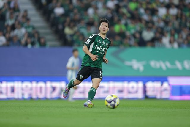 중앙 미드필더 강상윤은 소속팀 전북에서의 폭풍 활약으로 홍명보 감독의 눈에 들어 국가대표팀에 처음 승선했다. 사진제공｜한국프로축구연맹