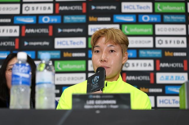 여자축구대표팀 주장 이금민은 8일 용인미르스타디움에서 열린 공식 기자회견에서 “대표팀에 어린 선수들이 많이 들어왔다. 이들이 태극마크의 소중함을 알았으면 한다”고 말했다. 사진제공｜대한축구협회