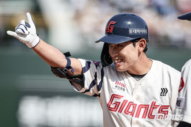 롯데 황성빈이 8일 사직 두산전을 앞두고 1군 엔트리에 등록됐다. 2개월여 만의 복귀다. 사진제공｜롯데 자이언츠