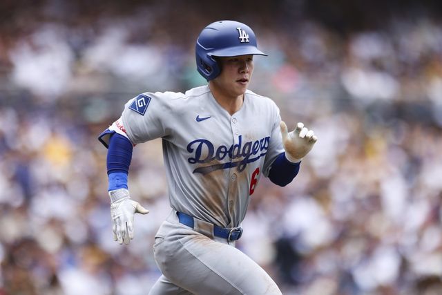 다저스 김혜성은 8일(한국시간) 밀워키전에서 7번타자 2루수로 선발출전해 4타수 무안타로 침묵했다. 최근 팀 내야진에 부상자가 쏟아져 많은 기회를 받고 있다.｜AP뉴시스