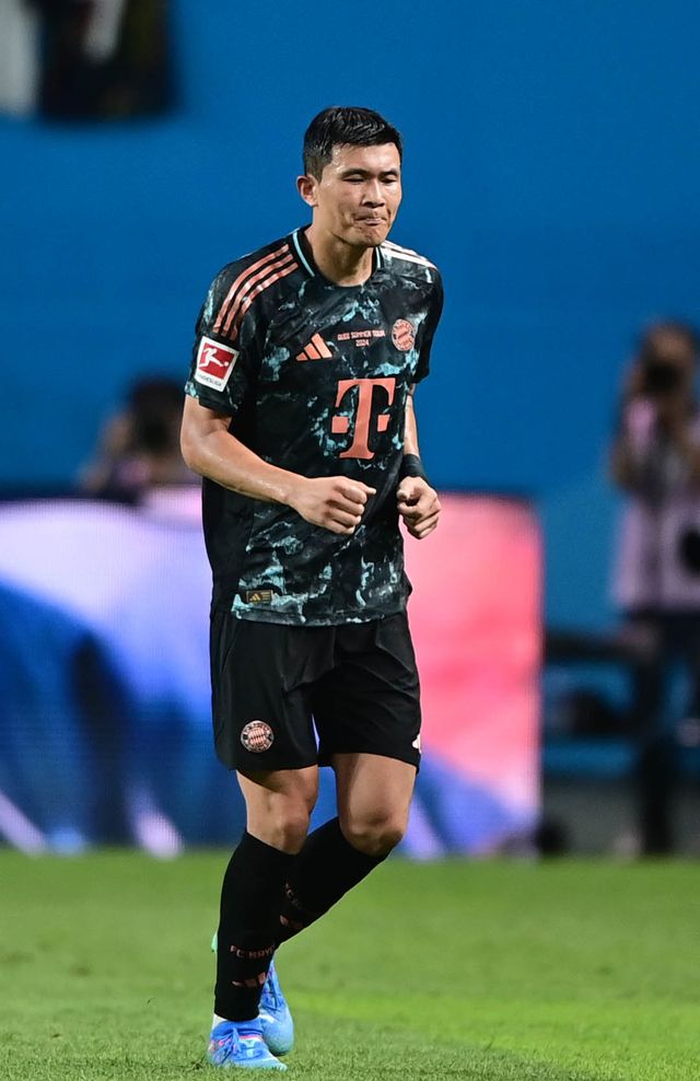 바이에른 뮌헨 김민재는 2024~2025시즌 혹사 여파로 올해 4월 26일 이후 개점휴업에 들어갔다. 이때문에 최근 팀 내 입지가 좁아졌고, 독일 현지매체들도 연일 이적 가능성을 제기하고 있다. 스포츠동아DB