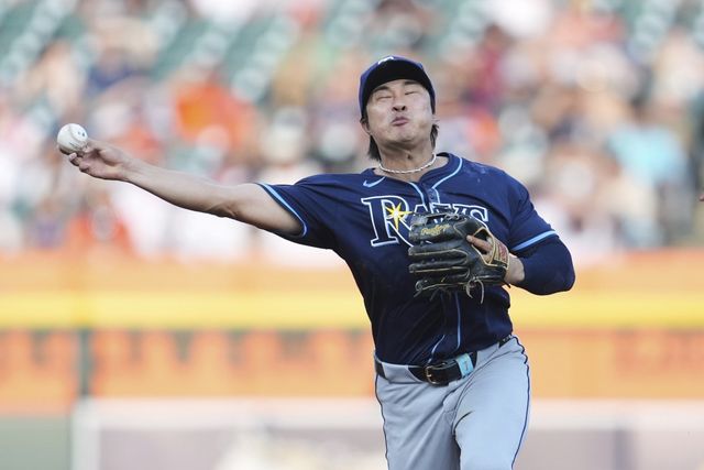 탬파베이 김하성은 9일(한국시간) 디트로이트전에서 5번타자 유격수로 선발출전해 4타수 1안타를 기록했다. 그는 오른쪽 종아리 경련에서 완벽하게 회복한 듯 경기 끝까지 뛰었다.｜AP뉴시스