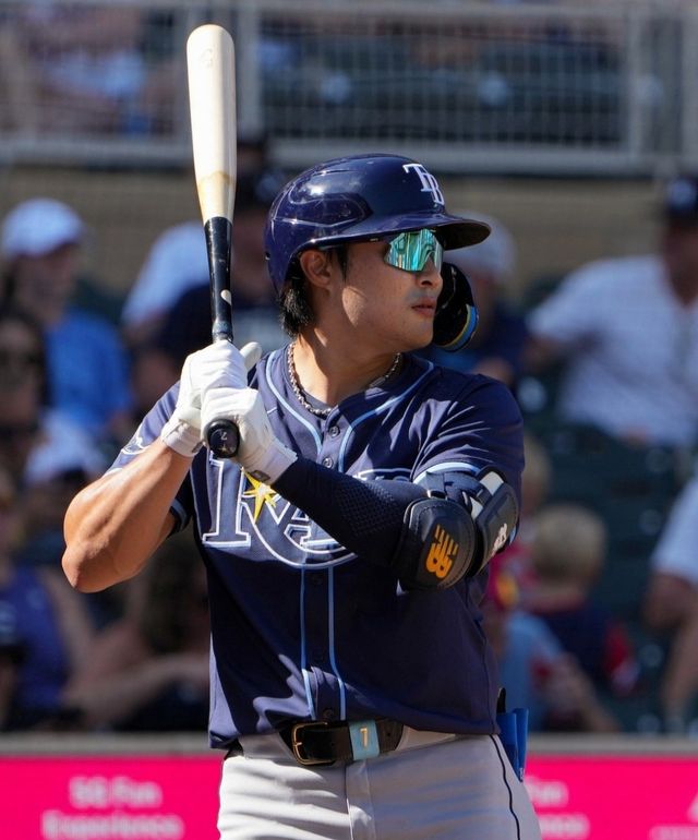 탬파베이 김하성은 9일(한국시간) 디트로이트전에서 5번타자 유격수로 선발출전해 4타수 1안타를 기록했다. 그는 오른쪽 종아리 경련에서 완벽하게 회복한 듯 경기 끝까지 뛰었다. 사진제공｜MLB 코리아 인스타그램 캡처