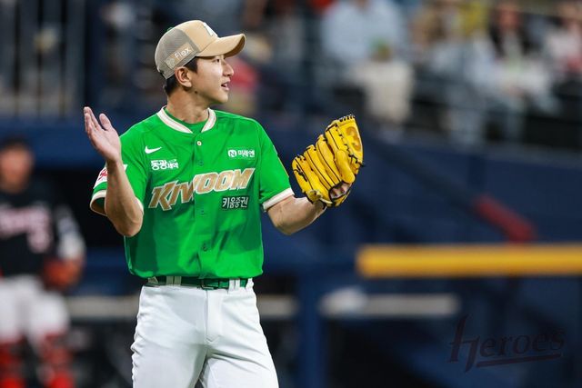 키움 주승우는 10일 고척 두산과 홈경기에서 구원등판했지만, 오른쪽 팔꿈치 불편감을 호소하며 마운드를 내려왔다. 그는 하루 뒤(11일) 병원 검진에 나설 전망이다. 사진제공｜키움 히어로즈