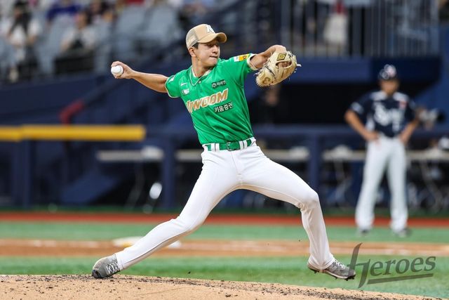 키움 주승우는 10일 고척 두산과 홈경기에서 구원등판했지만, 오른쪽 팔꿈치 불편감을 호소하며 마운드를 내려왔다. 그는 하루 뒤(11일) 병원 검진에 나설 전망이다. 사진제공｜키움 히어로즈