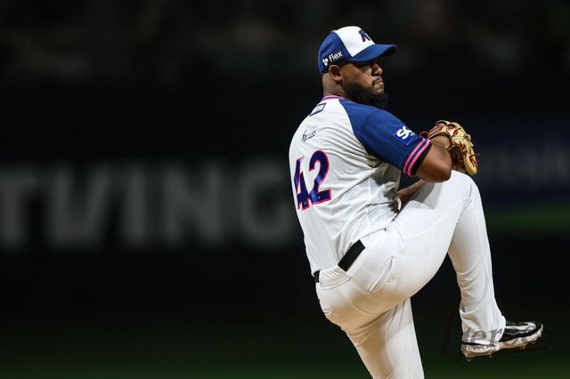 키움 메르세데스는 9일 고척 두산전에서 KBO리그 데뷔전을 치렀다. 공격적인 투구로 5.1이닝 2실점을 기록하며 산뜻한 출발을 알렸다. 사진제공｜키움 히어로즈