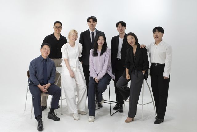 배다해(가운데)와 작곡가들.