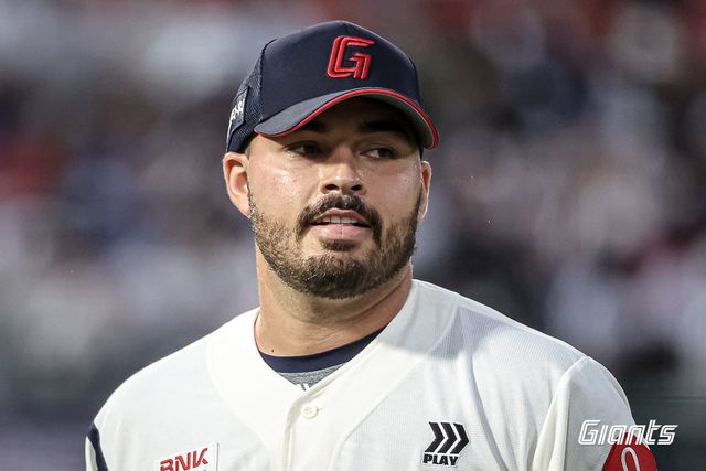 2022년부터 함께했던 찰리 반즈의 대체자로 롯데 유니폼을 입은 알렉 감보아는 12경기에서 7승4패, ERA 2.21을 기록하며 팀의 에이스로 떠올랐다. 사진제공｜롯데 자이언츠