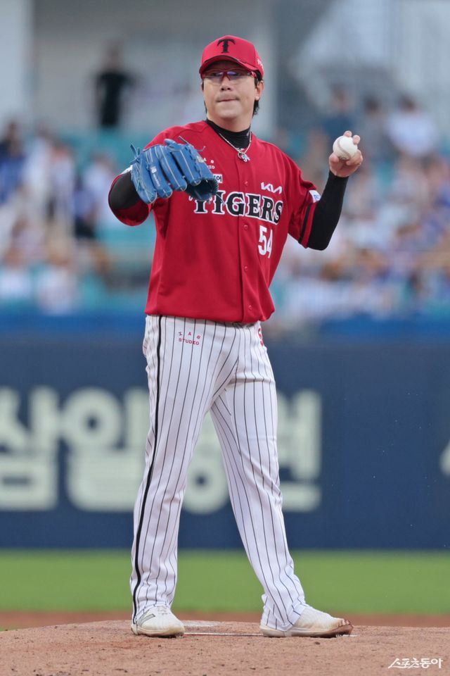 KIA 양현종이 14일 대구 삼성전에서 5.1이닝 3실점(2자책점)의 투구로 7승째를 따냈다. 역투하는 양현종. 사진제공ㅣKIA 타이거즈