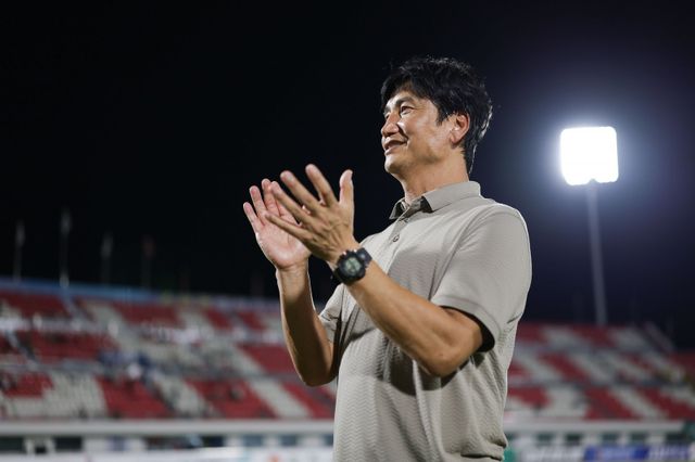 정정용 김천 감독은 17일 서울과 홈경기에서 6-2 대승을 거둔 뒤 “(맹)성웅이 실력이 많이 늘지 않았나. 선수들의 성장은 우리의 가장 큰 목표 중 하나”라며 활짝 웃었다. 이날 맹성웅은 1골·1도움으로 맹활약하며 스승의 기대에 부응했다. 사진제공｜한국프로축구연맹