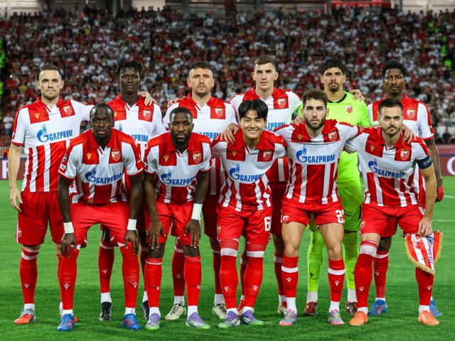 즈베즈다 설영우가 20일(한국시간) 베오그라드 라이코 미티치 스타디움에서 열린 파포스와 2025-2026시즌&nbsp;UCL&nbsp;플레이오프(PO) 1차전 홈경기에서 풀타임을 소화했지만, 1-2 패배를 막지 못했다. 사진출처｜츠르베나 즈베즈다 페이스북