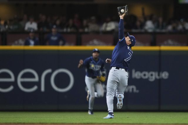 탬파베이 김하성은 21일(한국시간) 뉴욕 양키스전에서 허리 통증 탓에 결장했다. 빅리그 콜업 1달이 지나기도 전에 벌써 2번째 허리 통증을 느꼈다.｜AP뉴시스