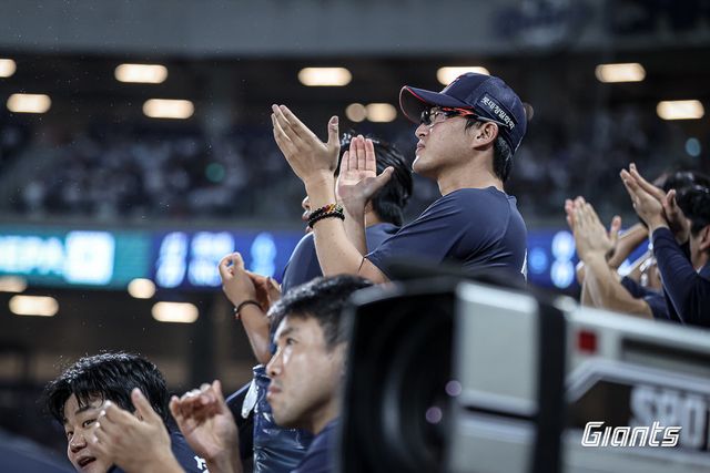 KBO리그가 출범한 이래 한 시즌 11연패 이상을 기록한 팀이 포스트시즌에 진출한 적은 단 한 번도 없었다. 롯데는 0%의 비율과 마주하게 됐다. 사진제공｜롯데 자이언츠