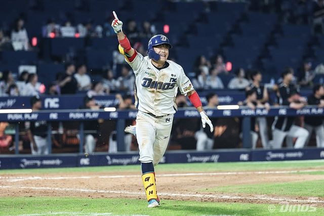 NC 최정원은 누구보다 그라운드에서 간절하다. 이를 원동력으로 데뷔 첫 30도루도 달성했다. 현재는 주전이 목표가 아니다. 순위 싸움을 펼치는 팀에 어떻게든 보탬이 되려는 마음뿐이다. 사진제공｜NC 다이노스